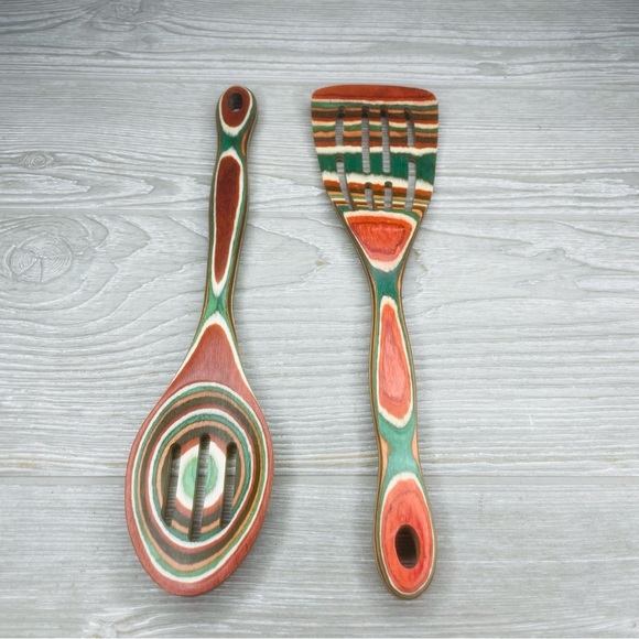Pakkawood Turner Slotted Turner and Spoon red and green wood kitchen utensils - Picture 8 of 10